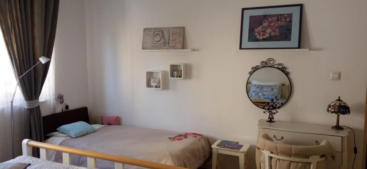 Apartment Aquileia Пула Екстер'єр фото