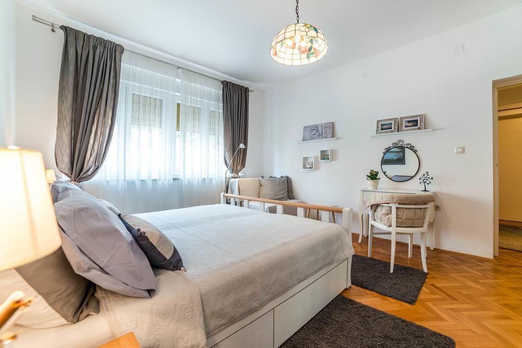 Apartment Aquileia Пула Екстер'єр фото