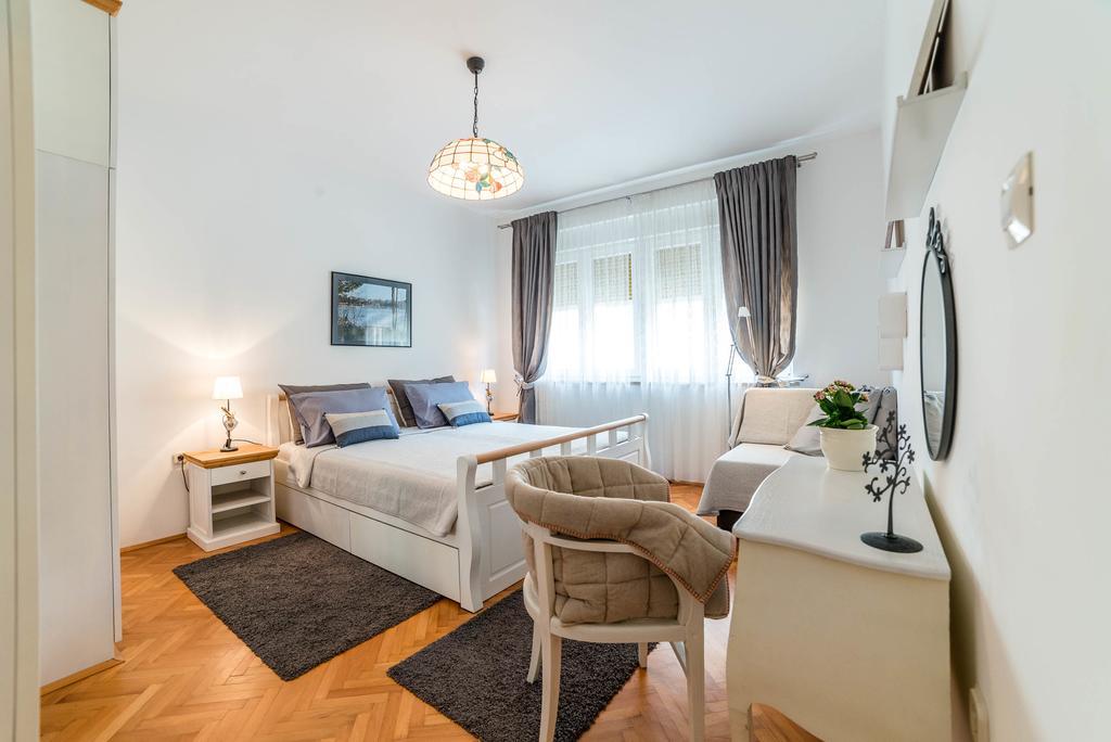 Apartment Aquileia Пула Екстер'єр фото